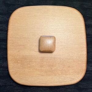 Longaberger Square Lid with Square Knob - Lid Only